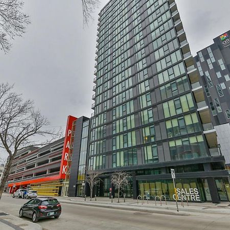 Luxury Skyline Condo In Downtown Free 24/7 Parking Vinnipeg Dış mekan fotoğraf