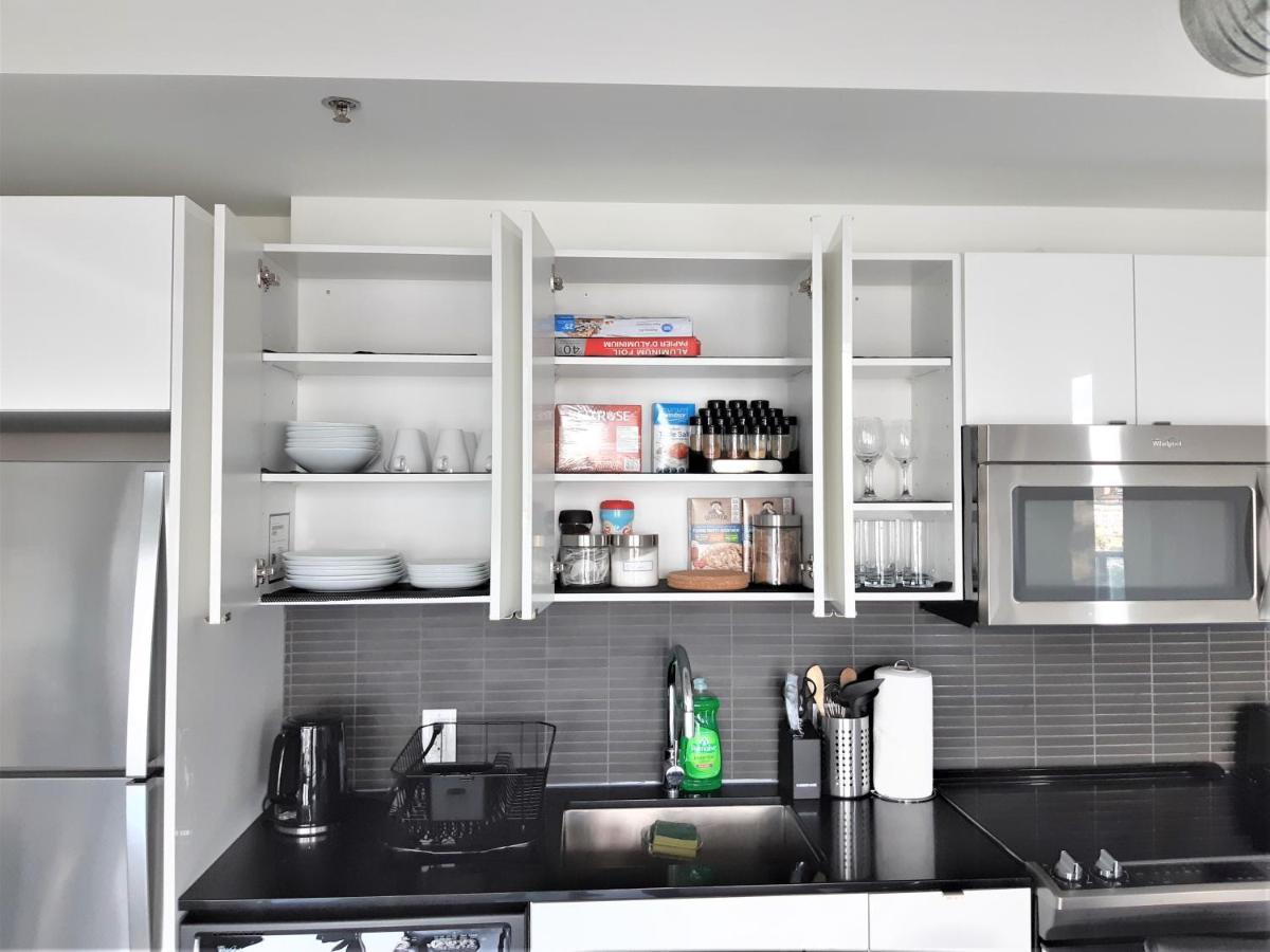 Luxury Skyline Condo In Downtown Free 24/7 Parking Vinnipeg Dış mekan fotoğraf
